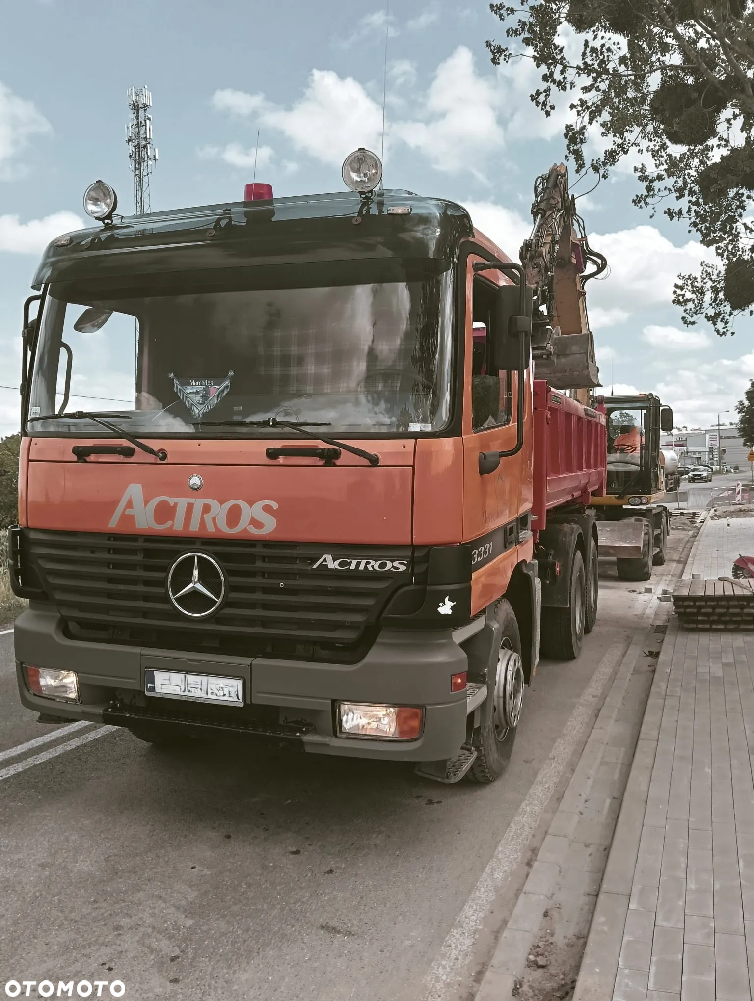 Mercedes-Benz ACTROS 3331 - 8