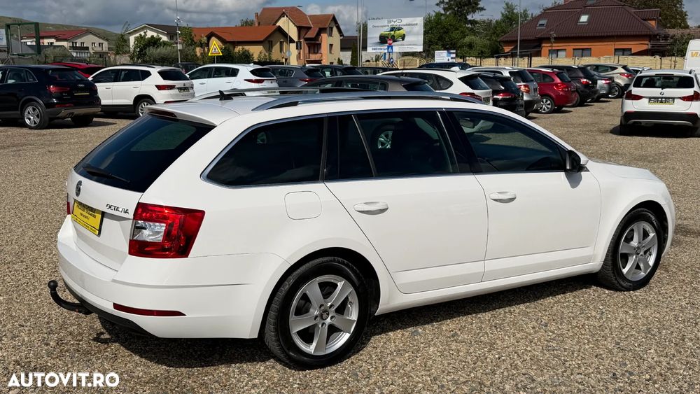 Skoda Octavia 1.6 TDI DSG Premium Edition - 7