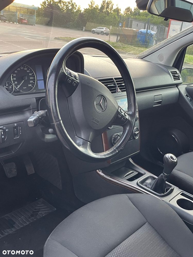 Mercedes-Benz Klasa A 150 Avantgarde Polar Star - 2