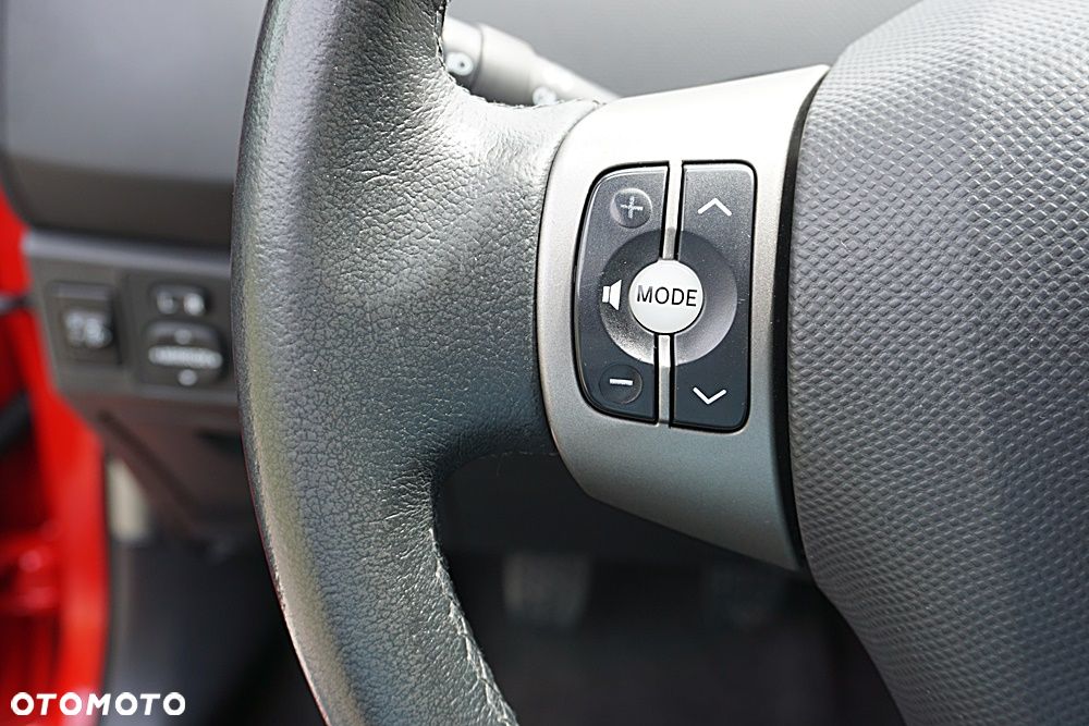 Toyota Yaris - 30