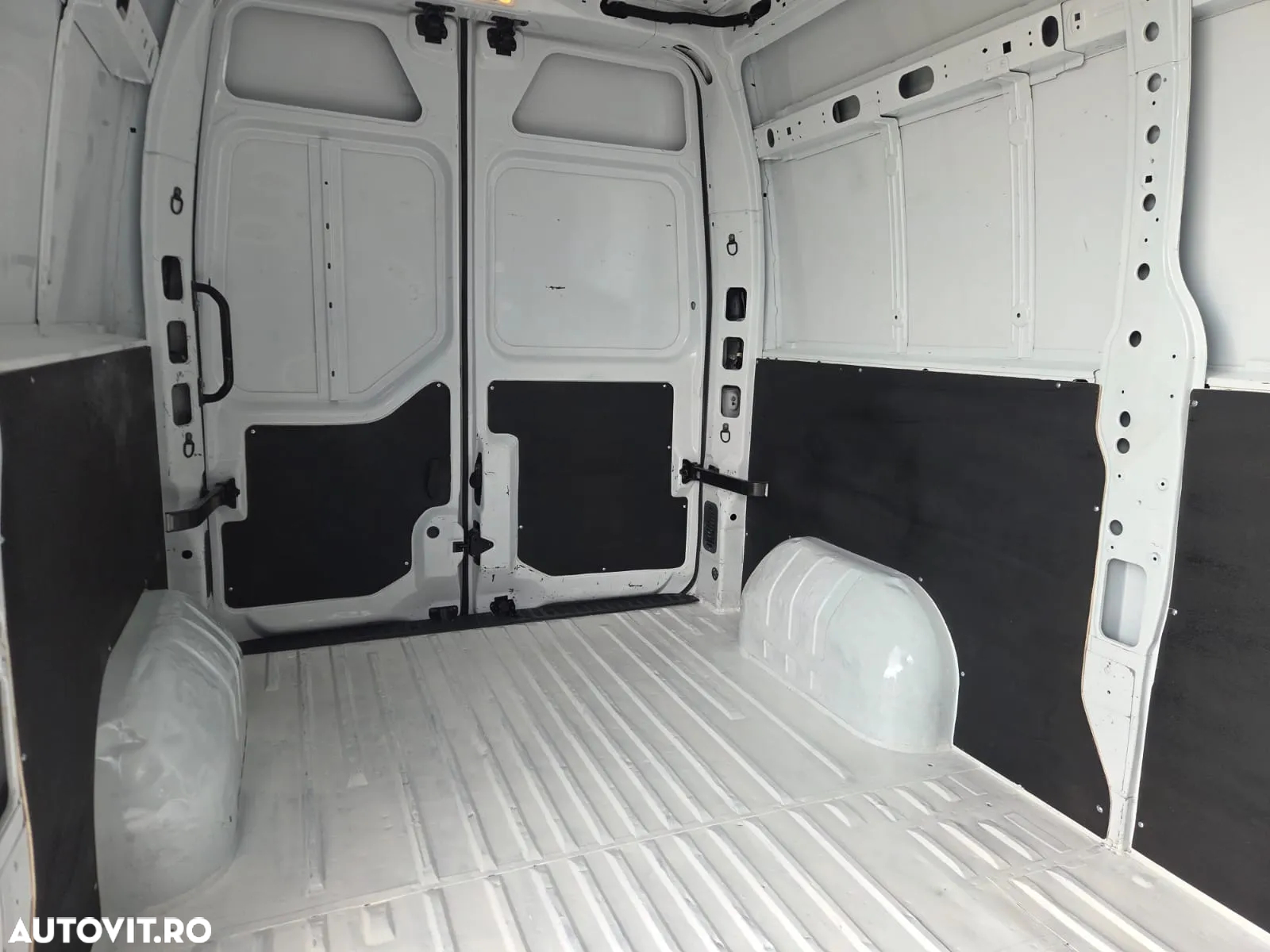 Renault New Master L2H2 - 16