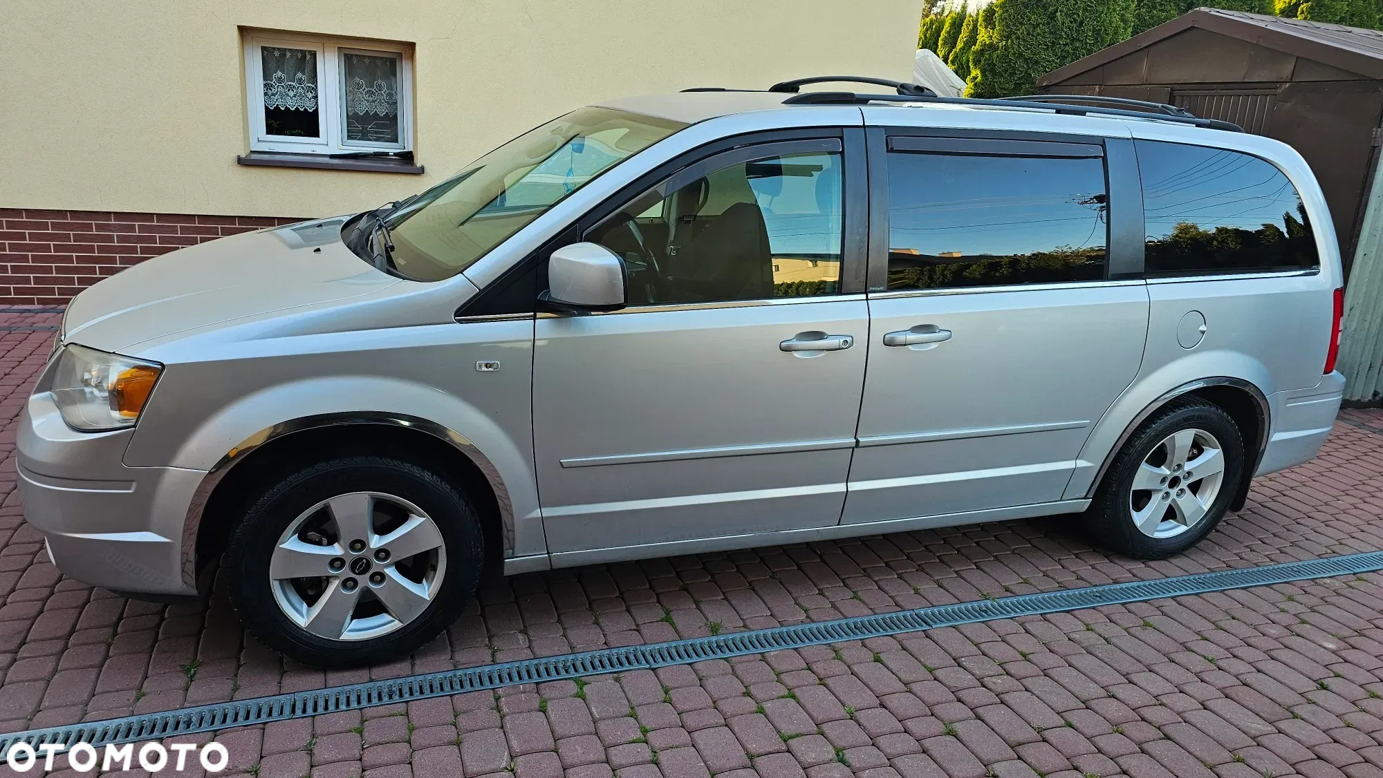 Chrysler Grand Voyager 2.8 CRD Touring - 15
