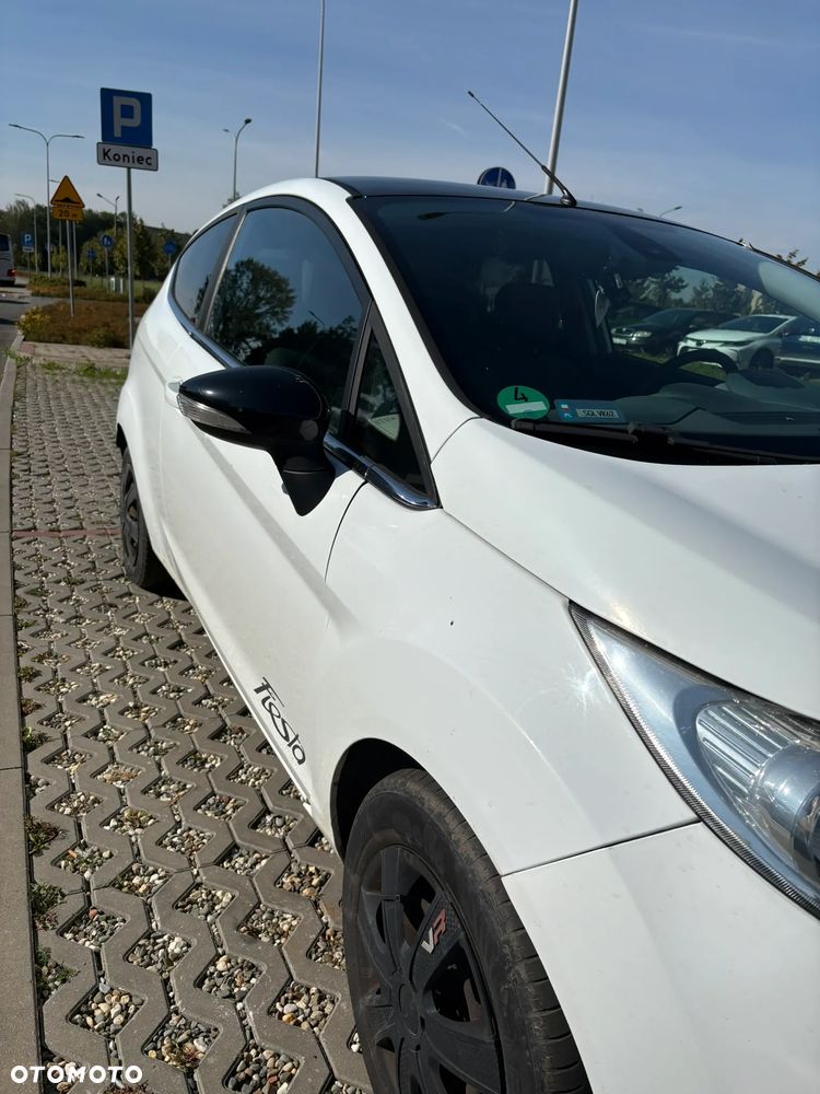 Ford Fiesta - 4