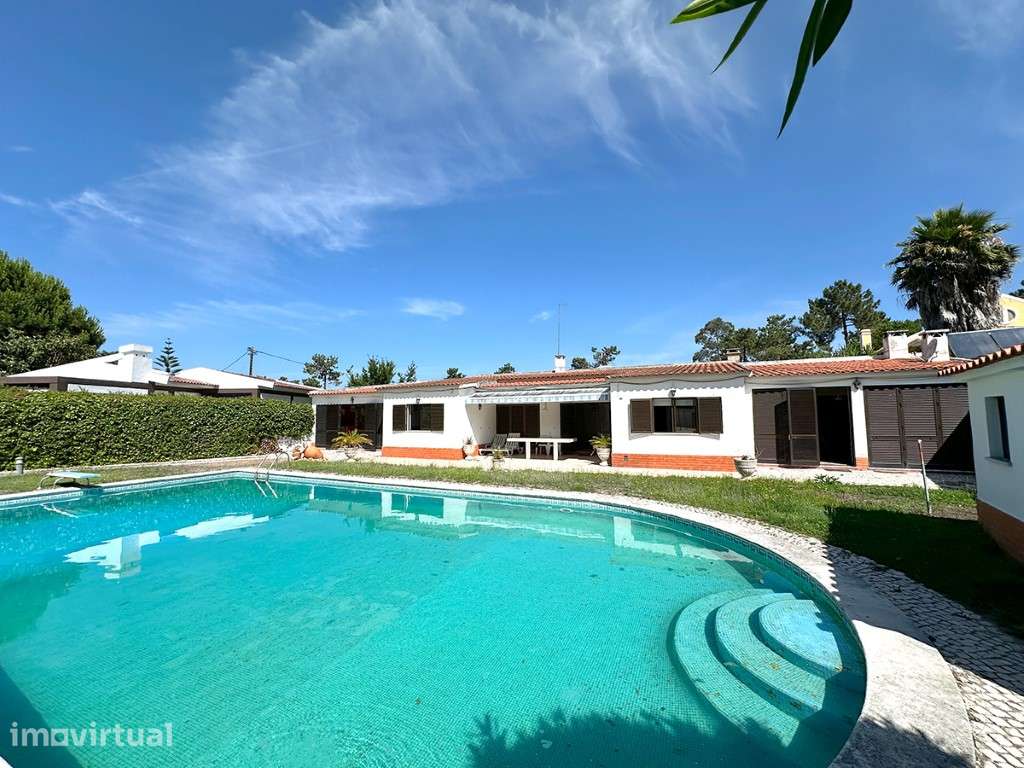 Moradia T10 com Piscina e Campo de Jogos na Verdizela - Dois Imóvei... - Grande imagem: 3/51