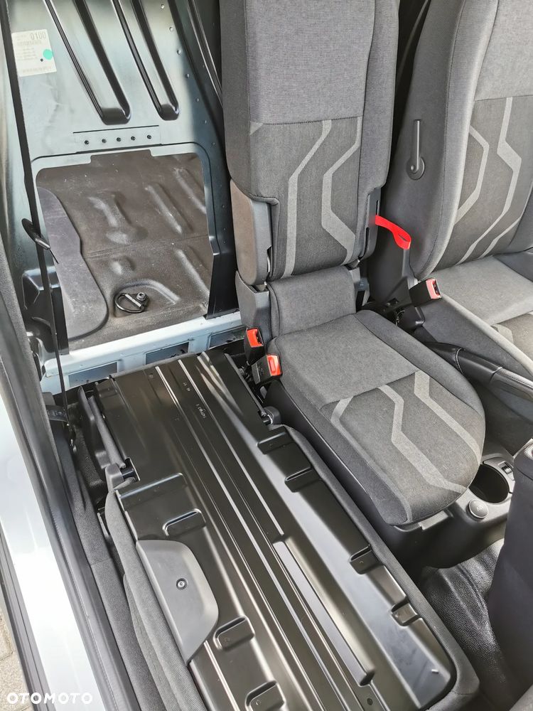 Ford Connect - 13