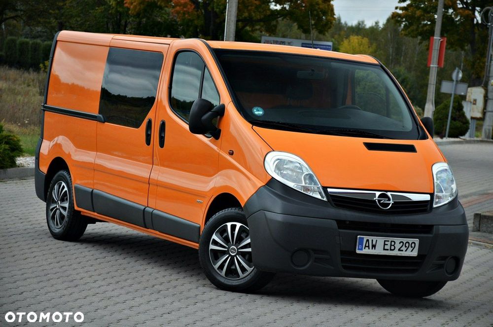 Opel Vivaro - 2