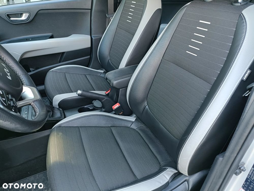 Kia Stonic 1.2 L - 5