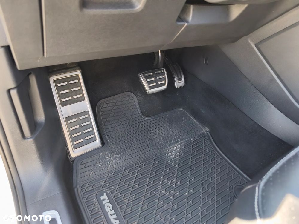 Volkswagen Tiguan 2.0 TSI 4Mot R DSG - 19