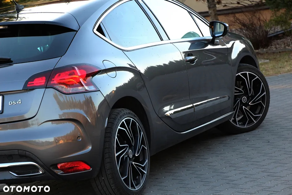 DS Automobiles DS 4 - 16