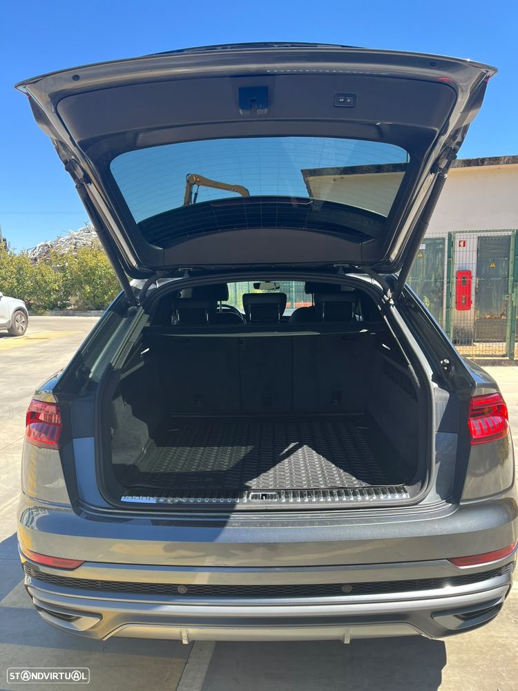 Audi Q8 - 12