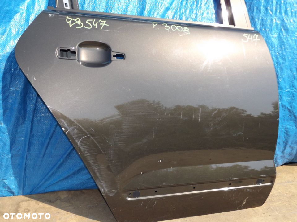 DRZWI PRAWE TYŁ TYLNE PEUGEOT 3008 - 2