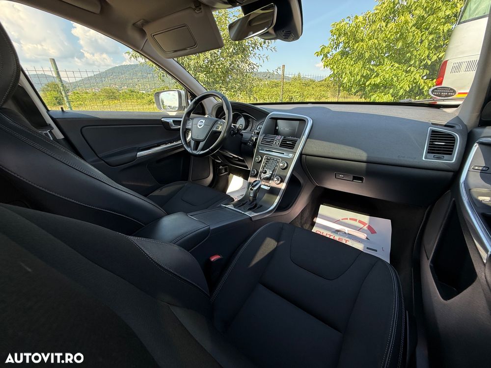 Volvo XC 60 D4AWD Kinetic - 7