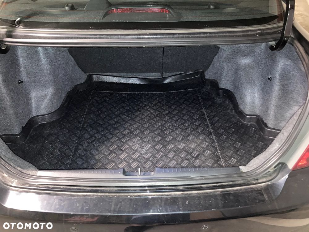 Honda City 1.4 Comfort - 24