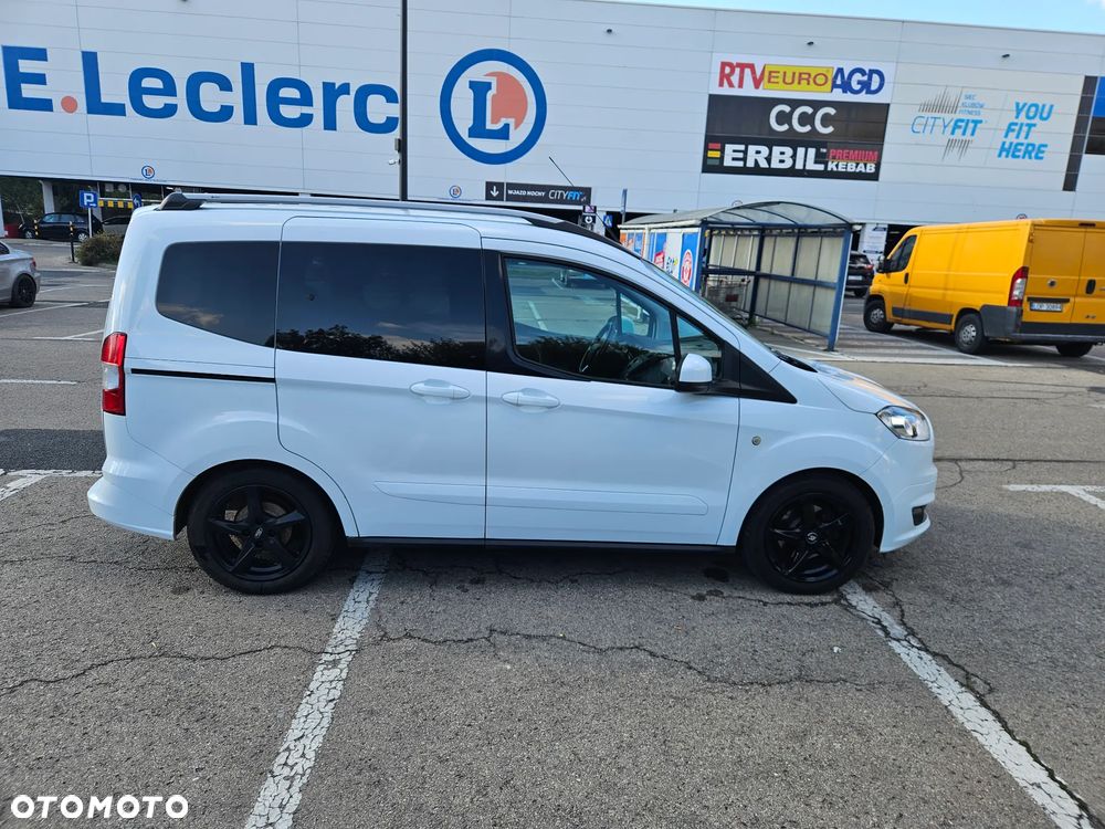Ford Tourneo Courier ver-1-5-tdci-trend - 25
