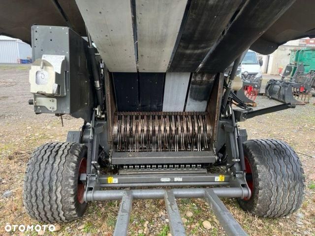 Claas Variant 465 RC - 9