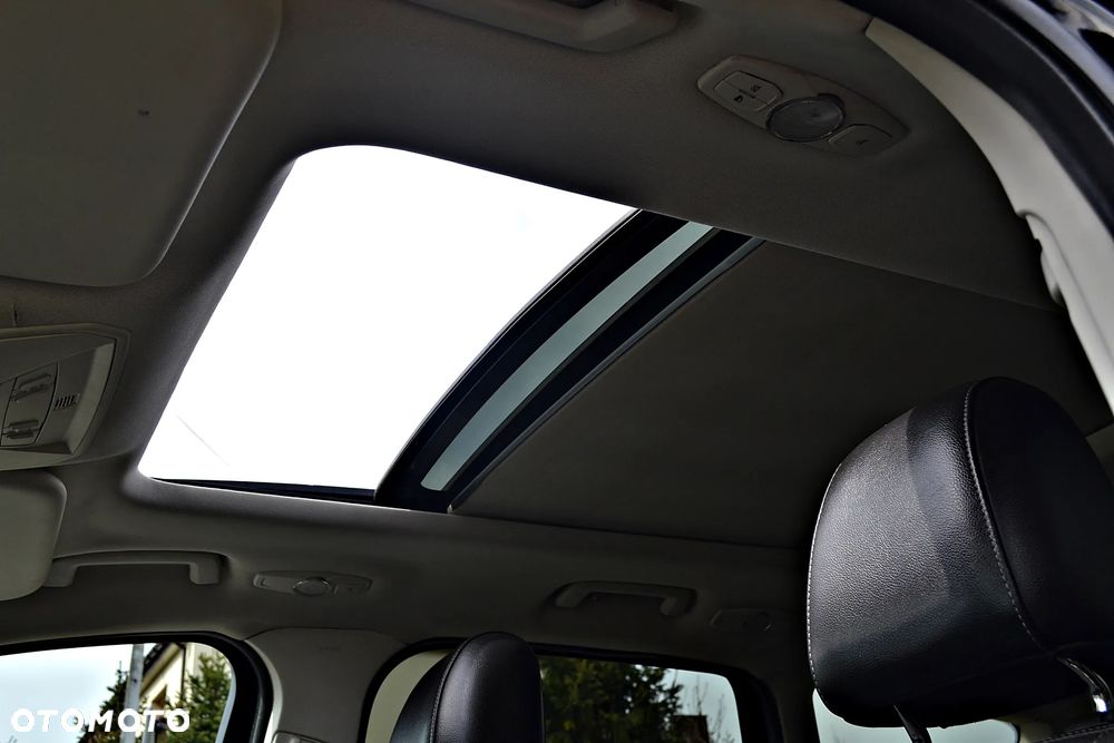 Ford Kuga 2.0 TDCi 4x4 Individual - 35