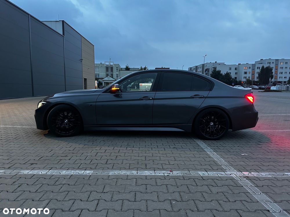 BMW 3 Series 2016 photo 4