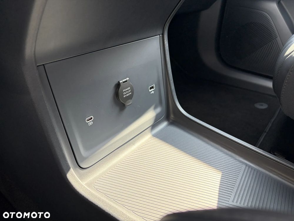 Geely Starray EM-i 1.5 PHEV Pro - 18