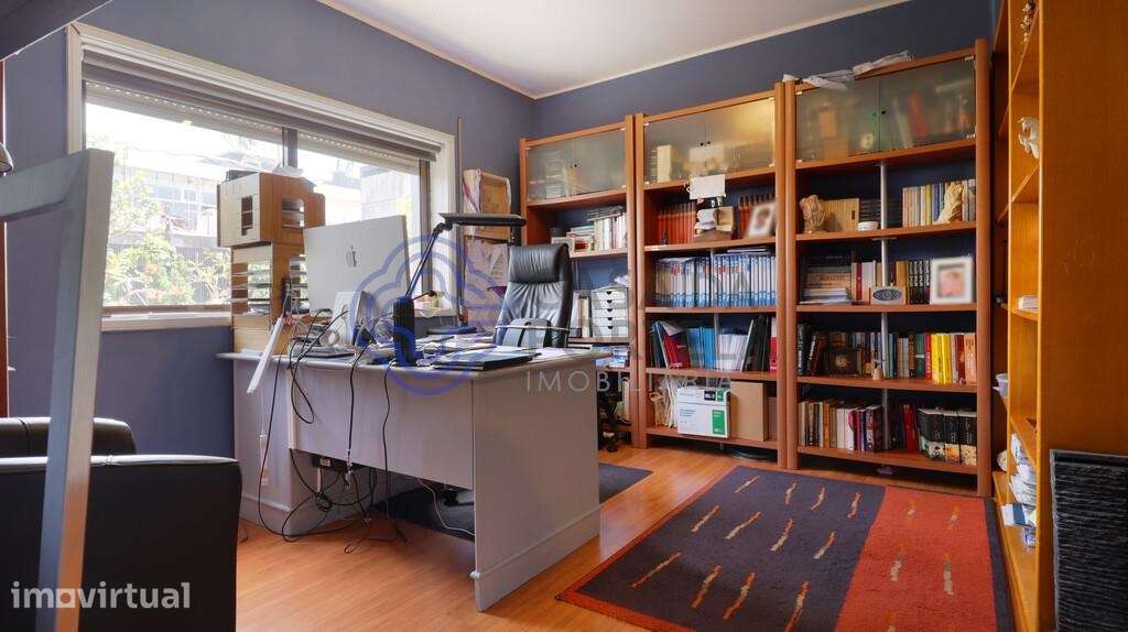 Apartamento ultimo piso com 6 quartos, terraço, garagem para 2 carros - Grande imagem: 4/31