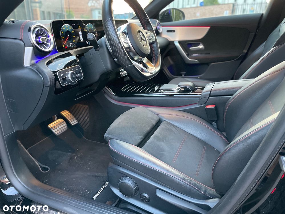 Mercedes-Benz CLA 200 AMG Line 7G-DCT - 16