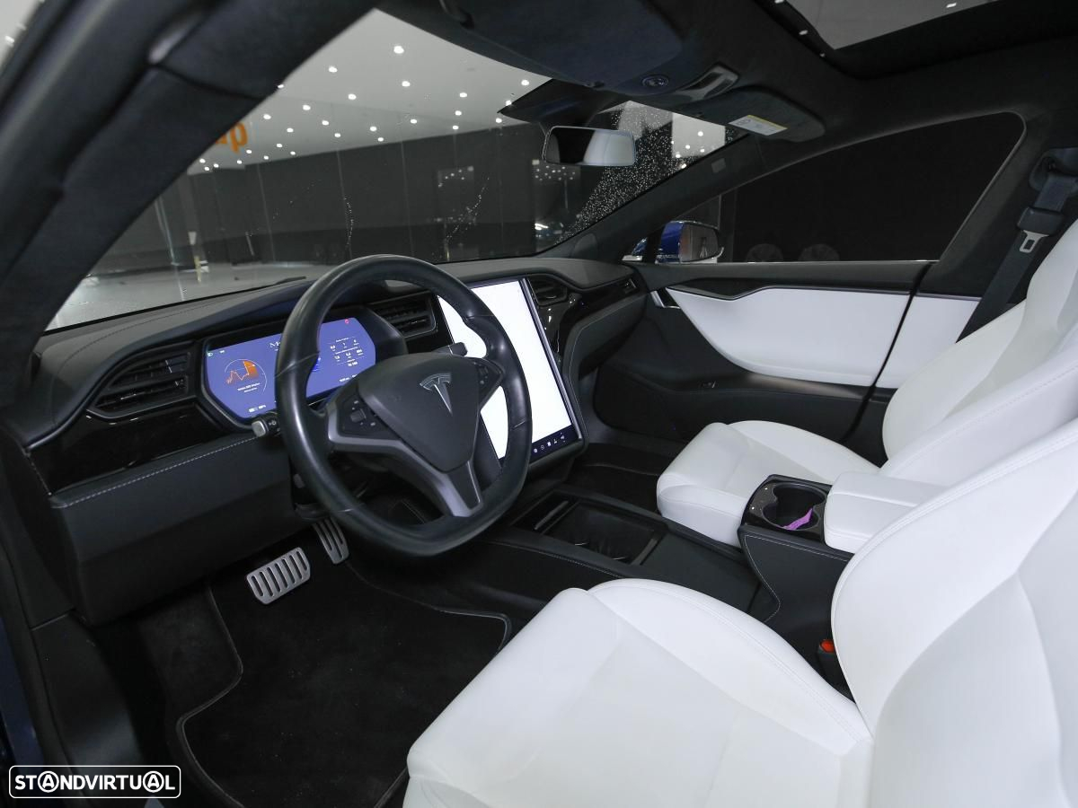 Tesla Model S Ludicrous Performance - 7
