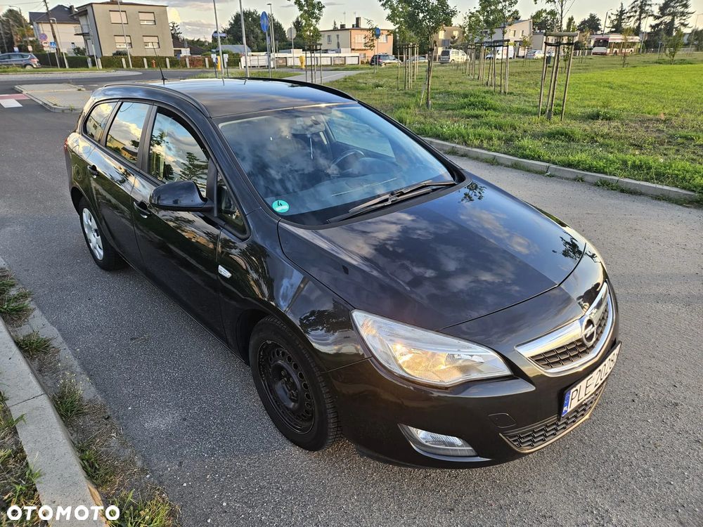 Opel Astra 1.7 CDTI DPF Edition Sport - 1