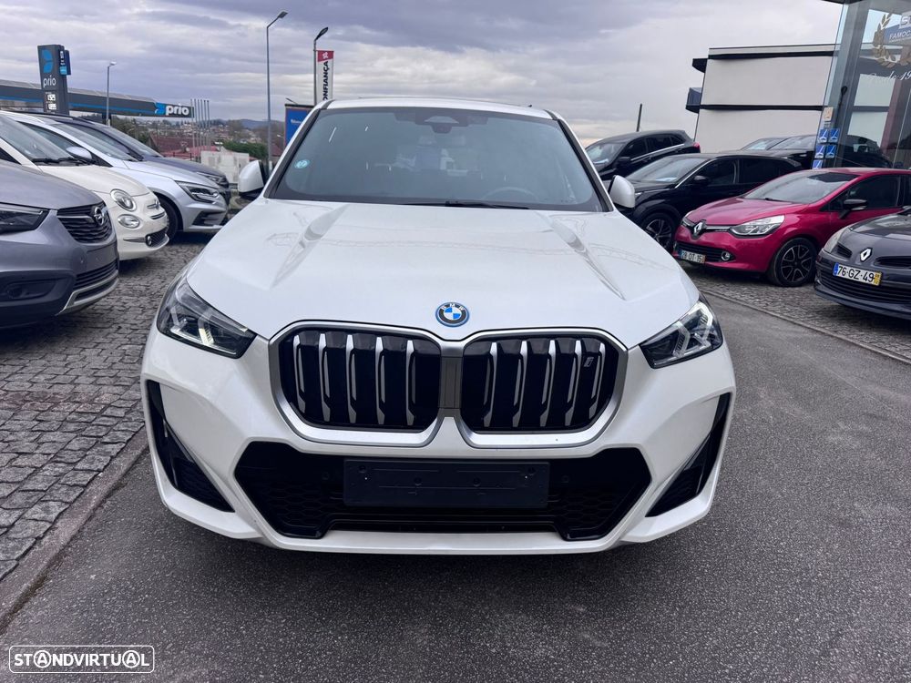 BMW iX1 xDrive30 M Sport Pack - 2