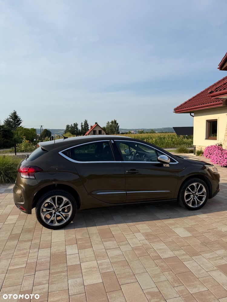 Citroën DS4 HDi 165 SportChic - 12