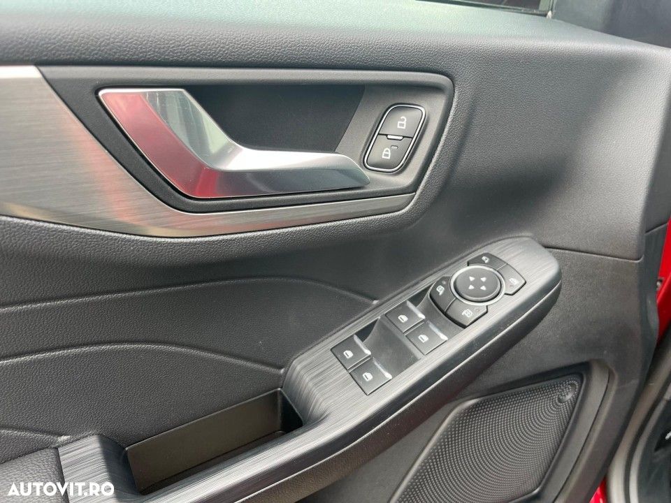Ford Kuga - 16