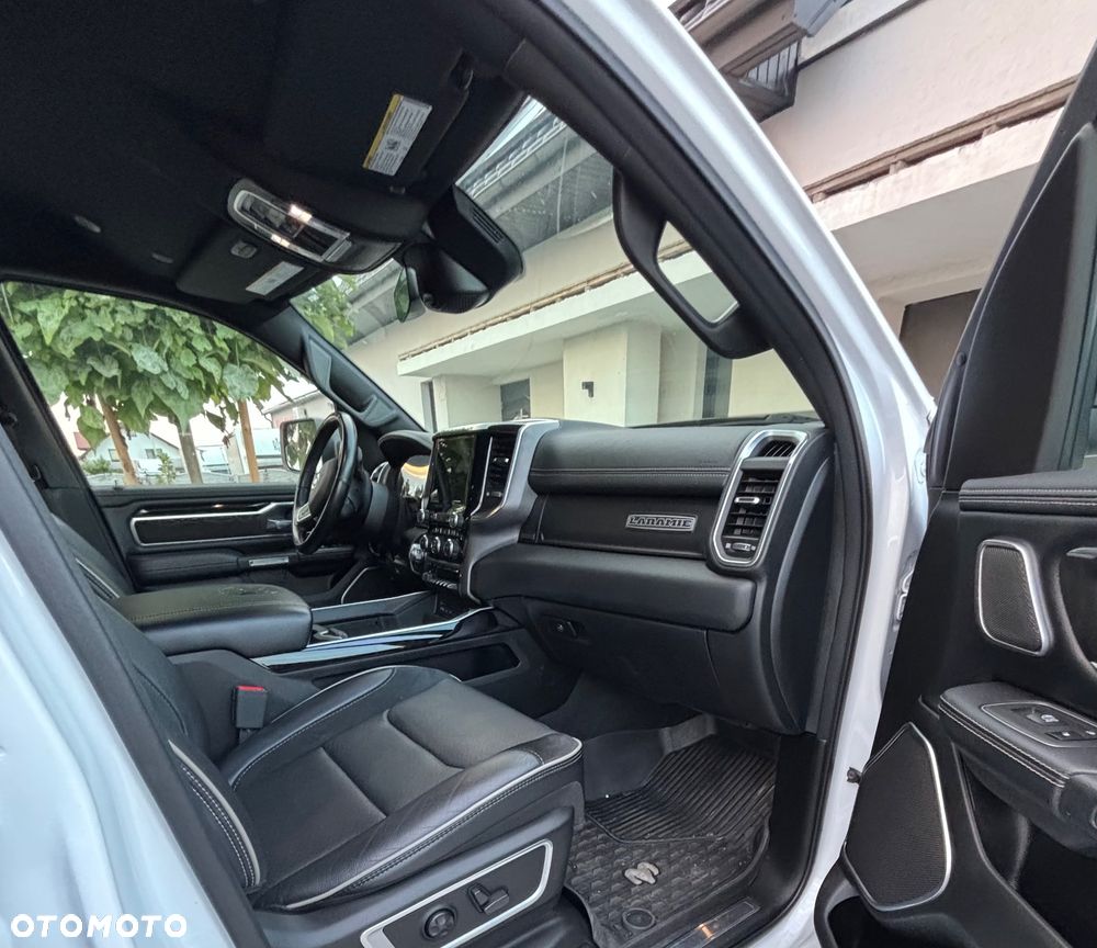 RAM 1500 Crew Cab Laramie - 10