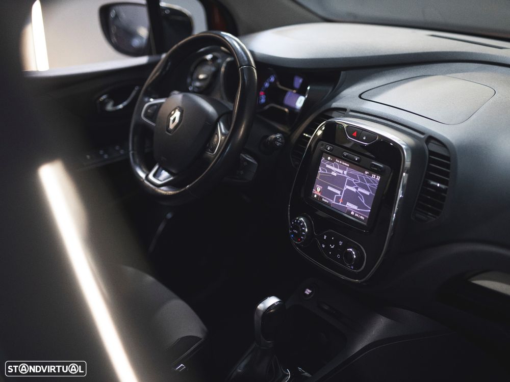 Renault Captur 1.5 dCi Exclusive EDC - 16
