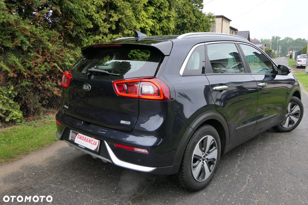 Kia Niro 1.6 GDI HEV 2WD OPF Edition 7 - 8