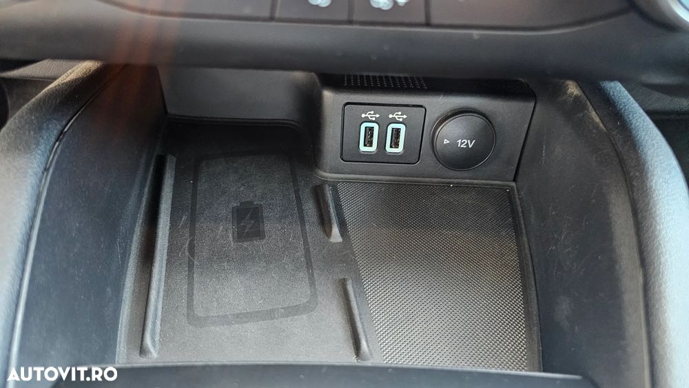 Ford Kuga 2.5 Duratec PHEV TITANIUM - 16