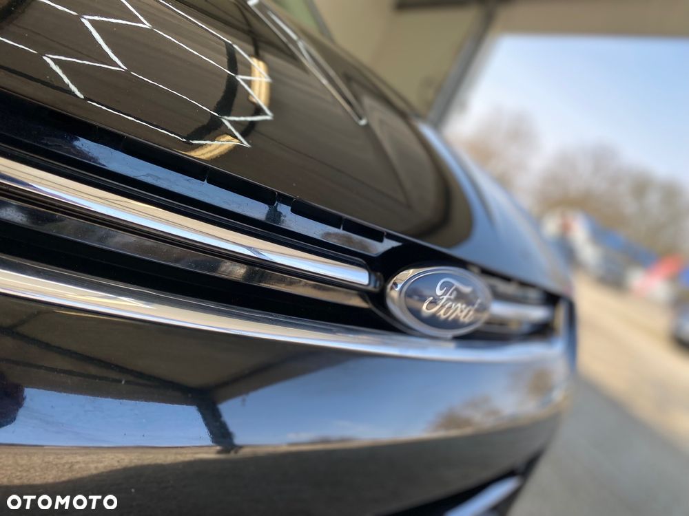 Ford Kuga 2.0 TDCi 4x4 Titanium - 18