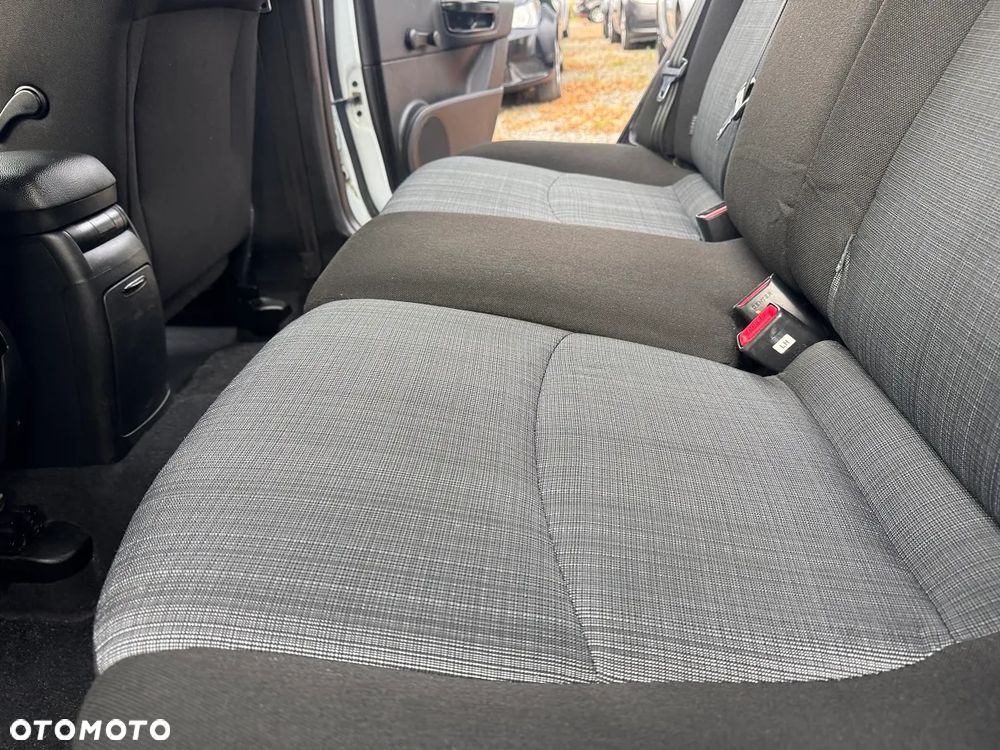 Kia Ceed - 22