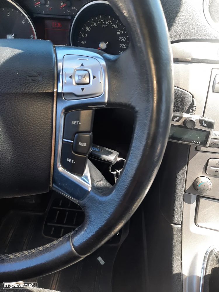 Ford S-Max 1.8 TDCi Titanium 7L - 2