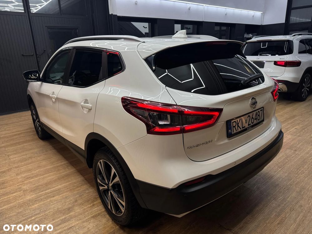 Nissan Qashqai 1.6 DIG-T N-Connecta - 3