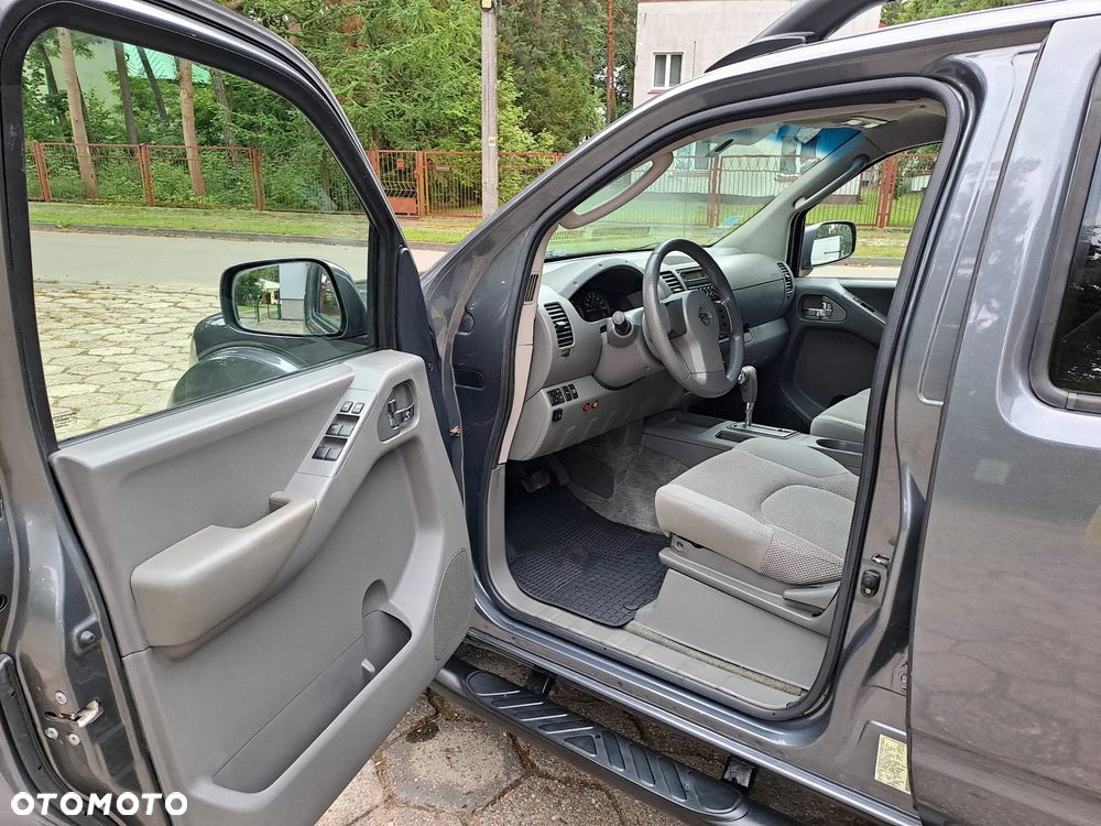 Nissan Frontier - 8