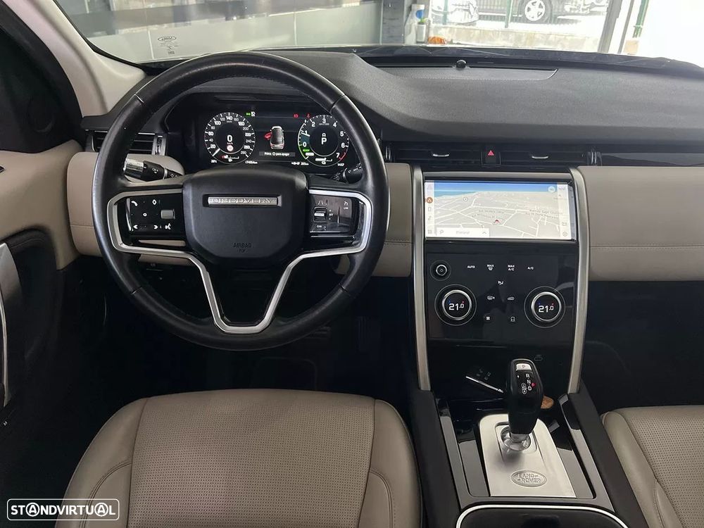 Land Rover Discovery Sport 1.5 I3 P300e AWD SE - 10