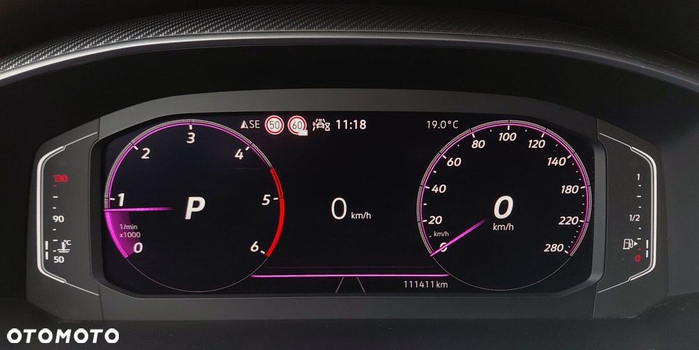 Volkswagen Arteon 2.0 TDI R-Line DSG - 23