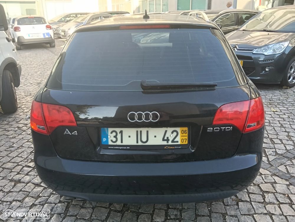 Audi A4 Avant 2.0 TDI - 11