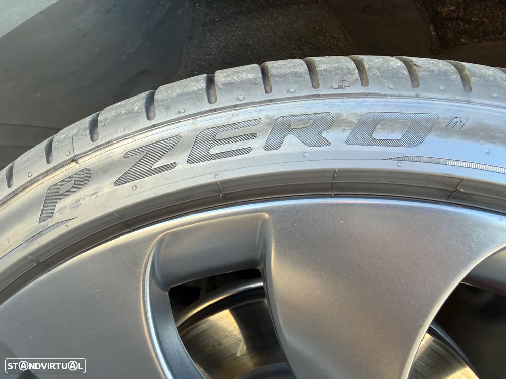 Tesla Model Y Performance Dual Motor AWD - 17