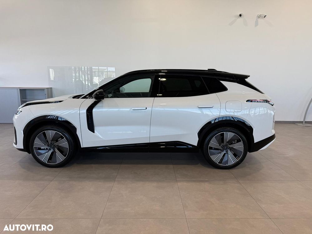 Lynk&Co 08 - 2