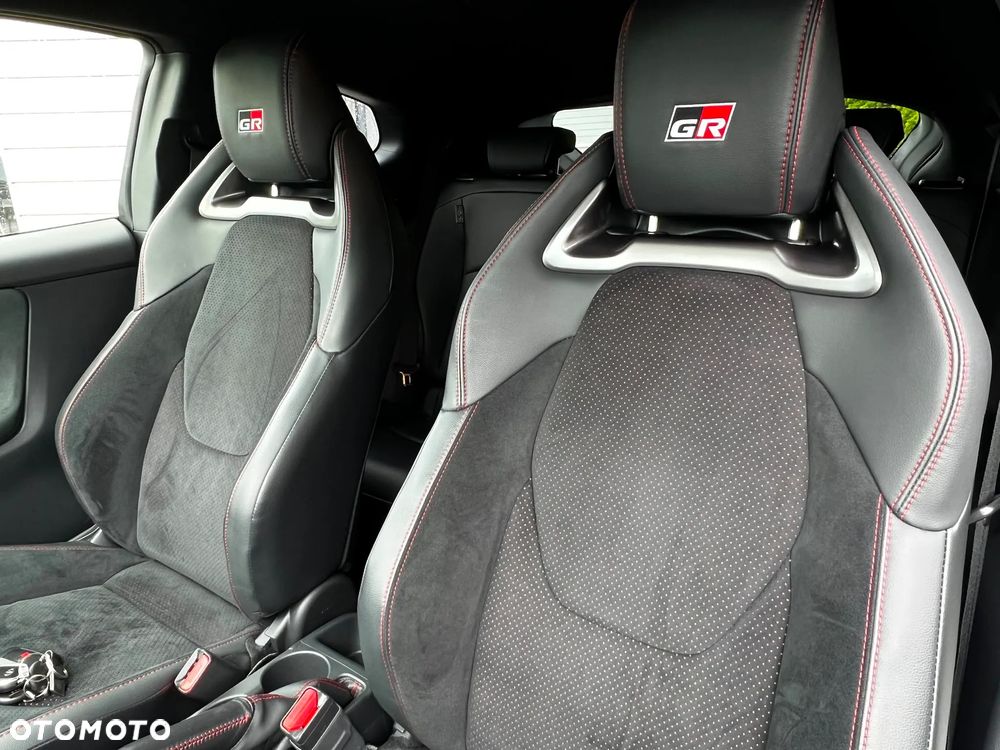 Toyota GR Yaris 1.6 Dynamic - 16