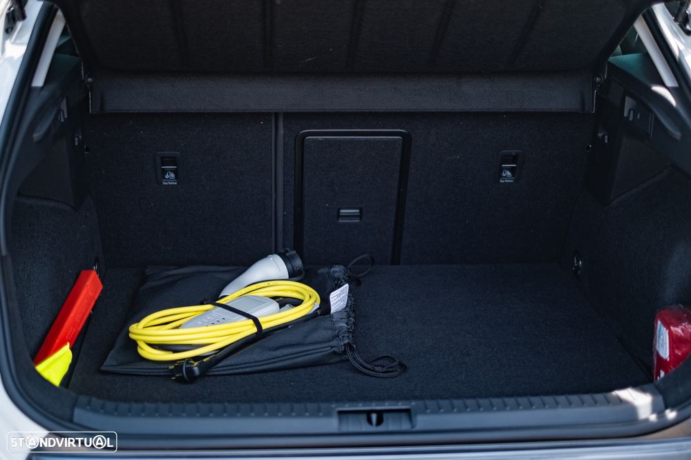 Cupra Formentor 1.4 e-Hybrid Sport DSG - 24