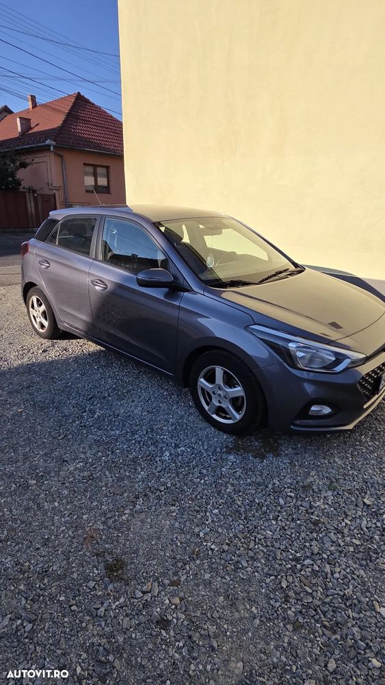 Hyundai i20 - 15