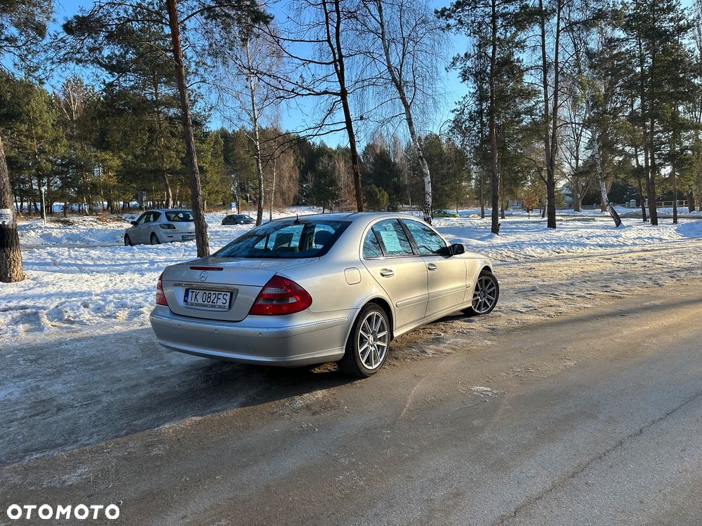 Mercedes-Benz Klasa E 500 Avantgarde - 40
