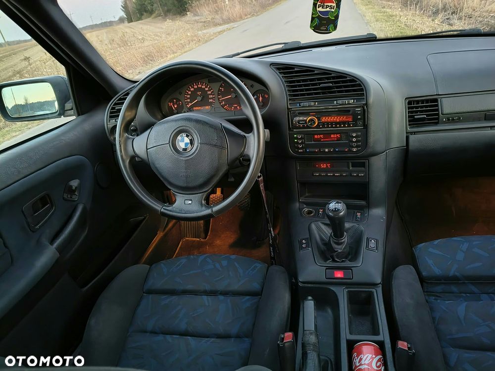 BMW Seria 3 328i - 13
