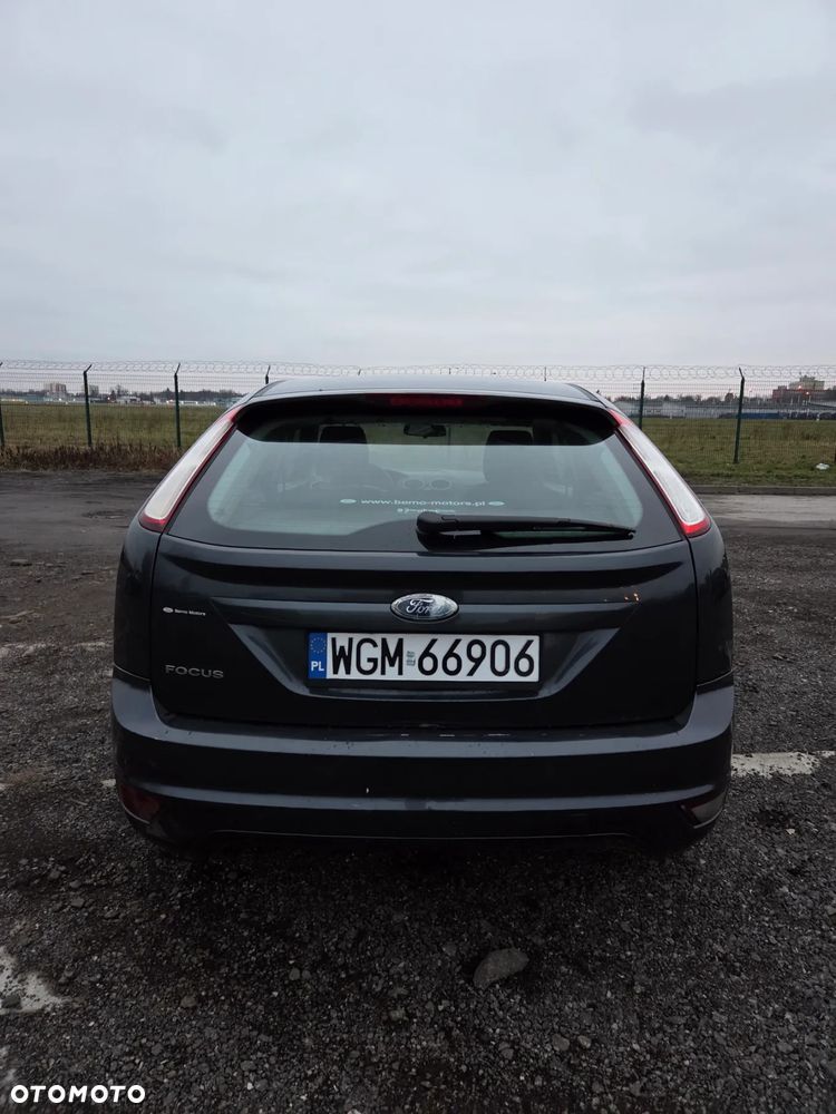 Ford Focus 1.6 Ambiente - 7