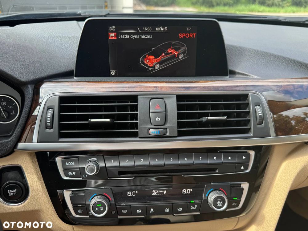 BMW Seria 3 330e iPerformance Sport Line - 24
